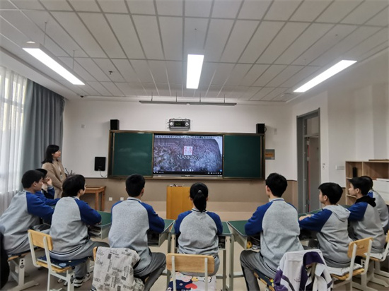 观看《南京大屠杀》视频.jpg 观看《南京大屠杀》视频.jpg