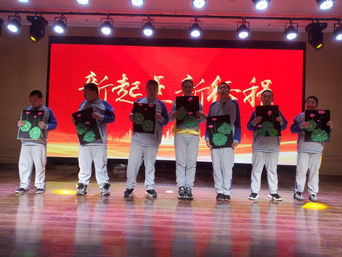 美图3.jpg