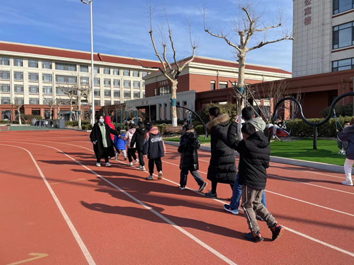 跑步_副本.jpg 跑步_副本.jpg