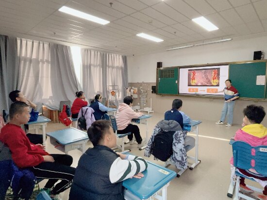 学习古诗《元日》.jpg