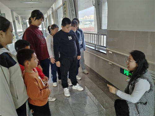 认识安全通道.jpg